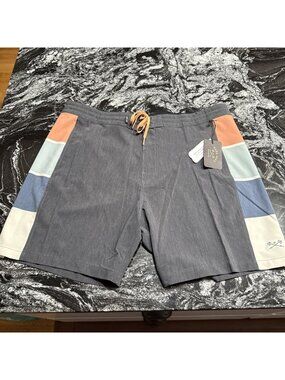 Dark Seas Panel 18.5” Boardshorts Black Mens Size 38 NWT